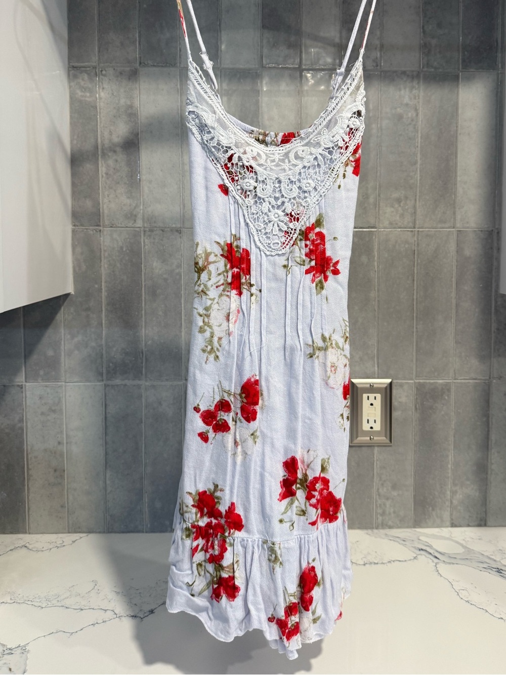 White Floral Lace-Trim Sundress with Red Blooms